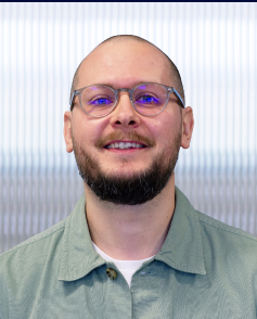 A headshot of Dale Foster.