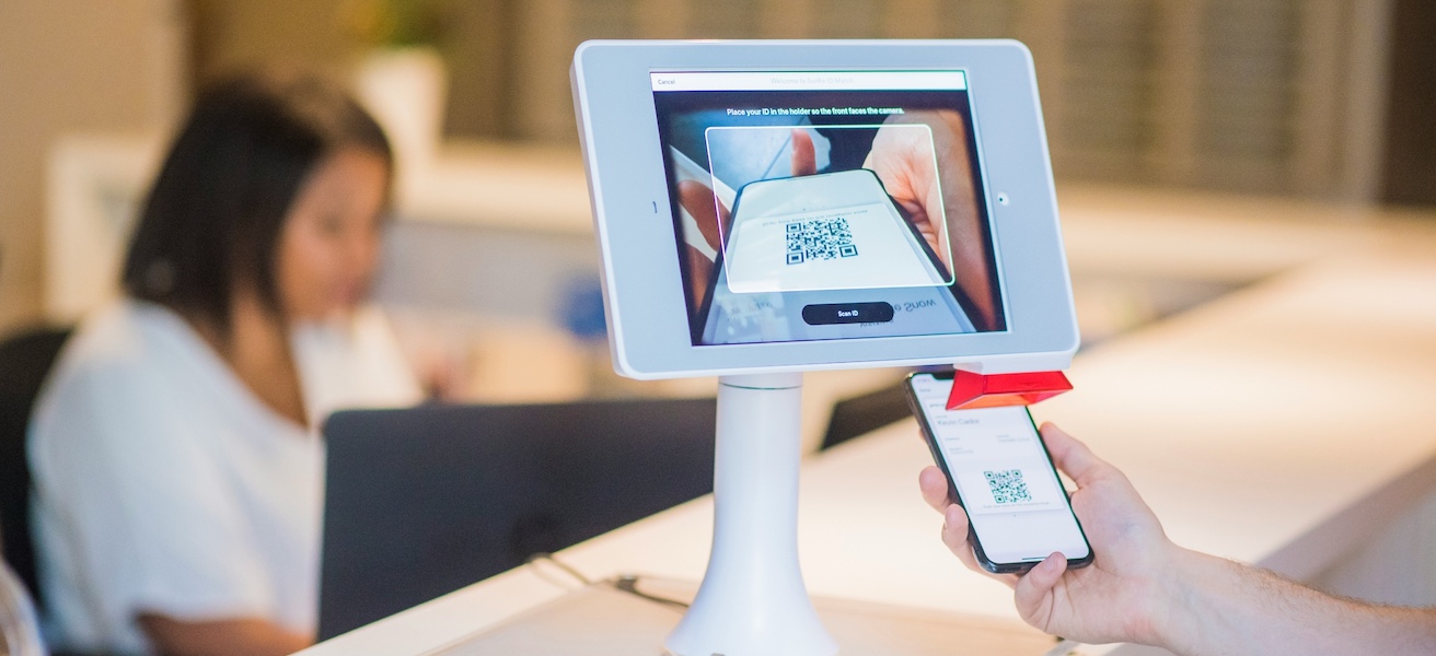 The difference between customer experience and user experience